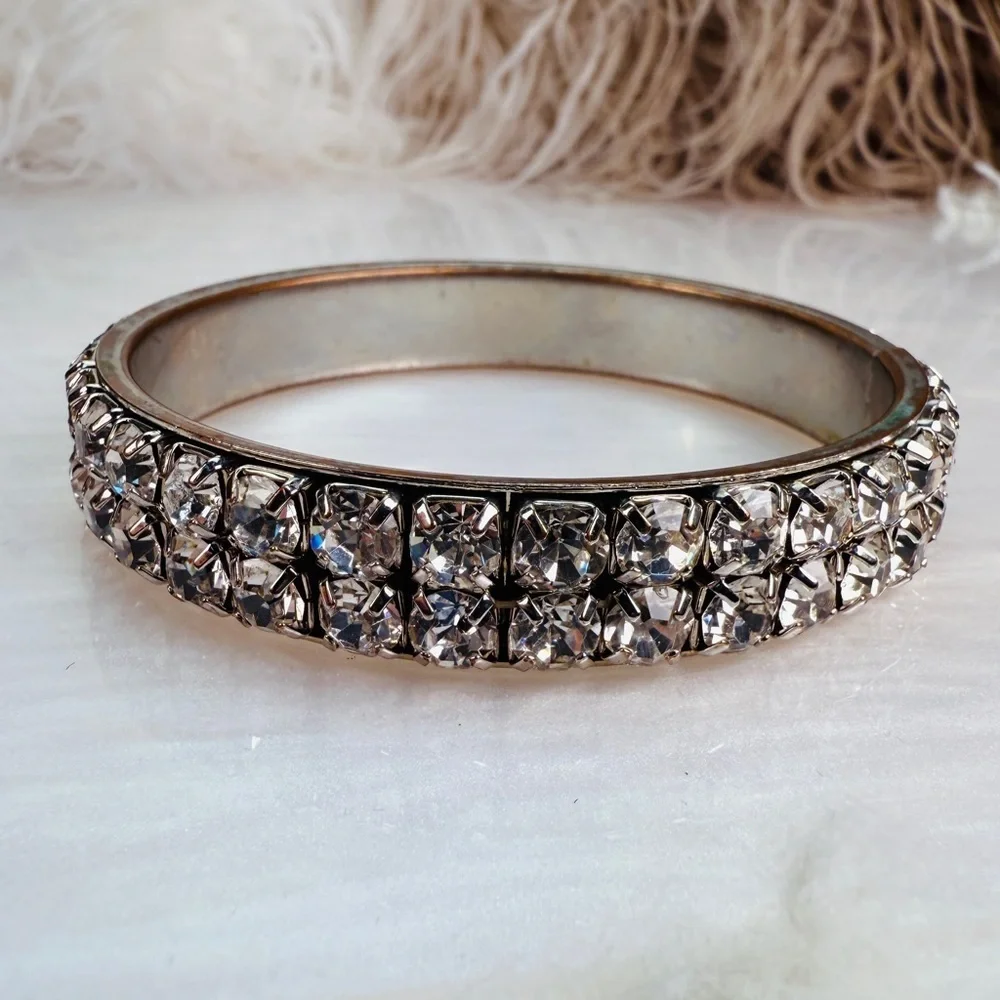 Vintage weighted Silvertone Crystal Bling Bangle Bracelet